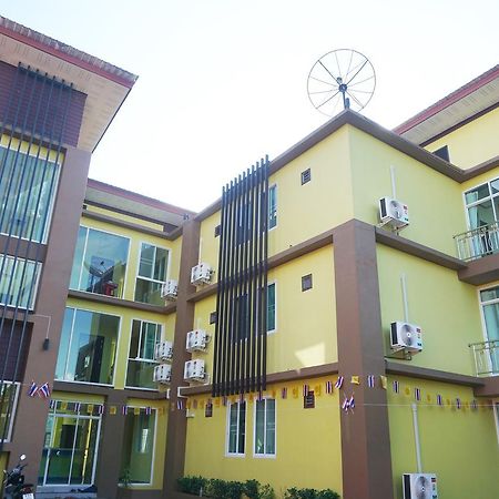 Honey Hotel Чіангсен Екстер'єр фото